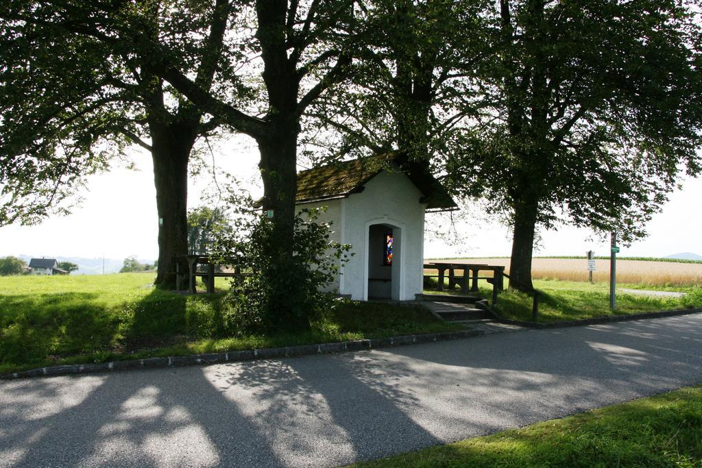 Kirchenwirt Inn Kreuzen (Upper Austria) Exterior foto