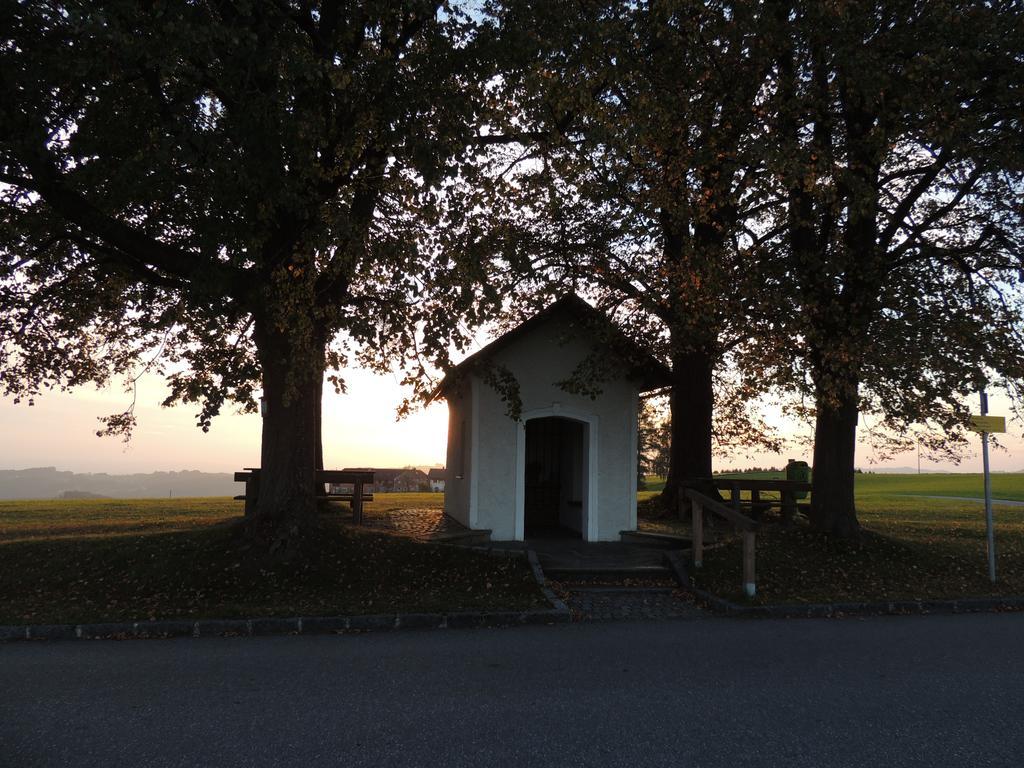 Kirchenwirt Inn Kreuzen (Upper Austria) Exterior foto